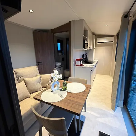 La Tiny De La Chicoree Lägenhet *